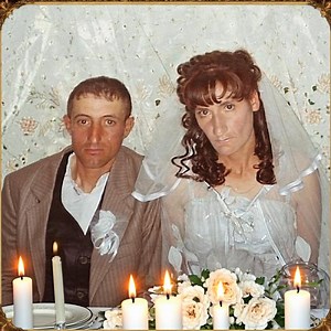 “Unexpected!”👰🏻‍♀️ 9 unusual, strange, and even creepy photos of brides that you'll definitely want to revisit.😲🔍 Are you ready to see the brides that broke the mold?💍 👉👉 Scroll down to the top comment to explore these unforgettable photos that will leave you both amused and intrigued! 📸⬇️⬇️⬇️ | About Everything