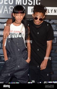 Willow Smith and Jaden Smith arriving at the MTV Video Music Awards 2013, The Barclay Centre, Brooklyn, New York Stock Photo - Alamy