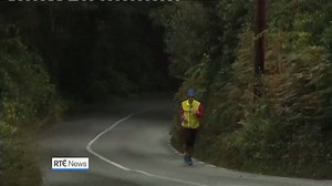 A Wicklow nurse is aiming to become the first woman to run the 2,700km of the Wild Atlantic Way. Lillian Deegan departed Muff in Co Donegal 42 days ago and following the tourist route down along the west coast of Ireland, she is now approaching her final destination in Kinsale, Co Cork. | RTÉ News