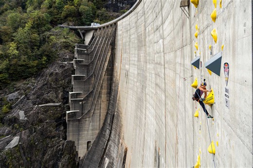 'Dam' Fine Climbing! Watch Dizzying Red Bull Comp