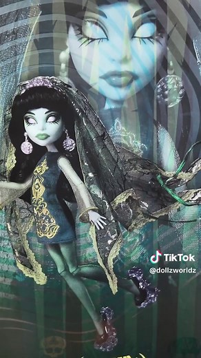 SCARAAAAHHHH SCREEEEEEEAAAAAMMMMSSSSS doll unboxing and review!! #scarahscreams #monsterhigh #doll #unboxing #review @Monster High @MattelCreations