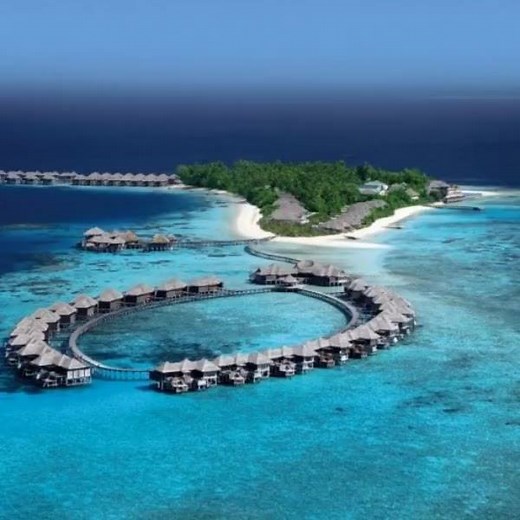 Luxus pur im 5★ Coco Bodu Hithi Resort auf den Malediven. Ihr wohnt hier in einer Island Villa mit 188 qm und eigenem Pool. Nur jetzt im Geburtstagsspecial gibt es ein Upgrade auf All Inclusive im Wert von € 1.400,- pro DZ und auf dem Hinflug 3 zusätzliche Übernachtungen im 6★ Emirates Palace ➤http://bit.ly/2jEeact | sonnenklar.TV