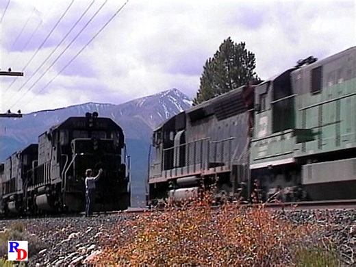 Denver & Rio Grande era trains with plenty of power, along with some interesting history as we look back at the steam era on the Royal Gorge Route. From the Machines of Iron show "The Royal Gorge Route, D&RGW’s Tennessee Pass" https://rfd.video/RoyalGorge | Railfan Depot