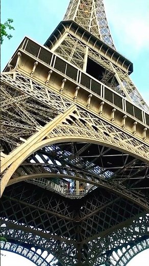 The Eiffel Tower Is NOT the Same Height?! 🤯