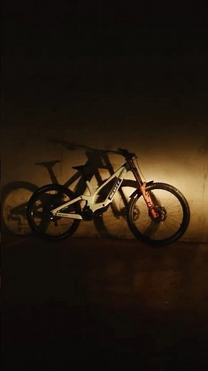Fast by Nature: SCOTT Gambler Perfects Every Downhill Detail #SCOTTGambler #Downhill #MountainBike