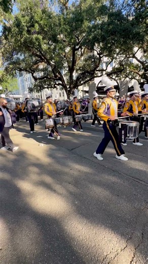 LSU Tiger Marching Band HomeComing pregame warmup #lsu #lsumarchingband