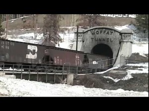 Moffat Tunnel: UP Coal Drag with 4 helpers! (MUST SEE)