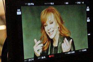 Behind Reba McEntire's 'Going Out Like That' Video
