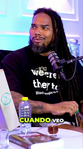 Desmitificando Estereotipos de los Prietos 🎤 Los grillz, las locs… ¿Por qué lo que es cultura para unos, es estigmatizado en otros? Hablemos de cómo la cultura urbana de los prietos ha sido incomprendida y transformada. 🔥 🔔 ¡No te pierdas el episodio completo este domingo 13 de octubre en YouTube! 🎙️ LA TOMASECA ES DE @bolitenat #CulturaUrbana #Desmitificando #Mikecrohpone #PrietoPower #NuevoEpisodio #YouTube #CulturaUrbana #IdentidadCultural #Estereotipos #EstiloUrbano #DiversidadCultural #
