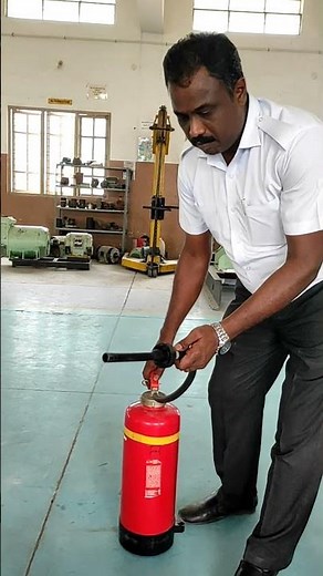 Foam (AFFF) type portable fire extinguisher