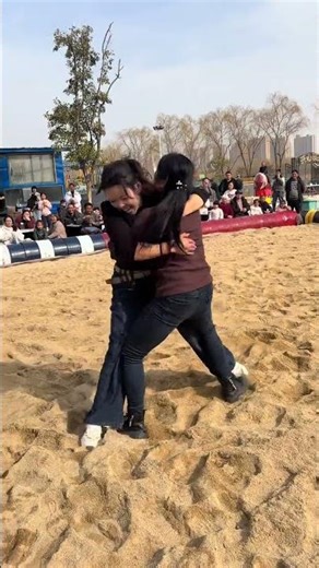 姐妹情深却翻脸，这场斗争太激烈