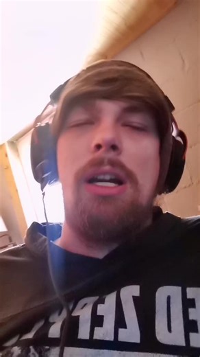 Squidward's had enough 😂 #foryoupage #comedy #voiceover #voiceimpressions #fypシ #humor #funny #GEICOGiveHappy #squidward #spongebob