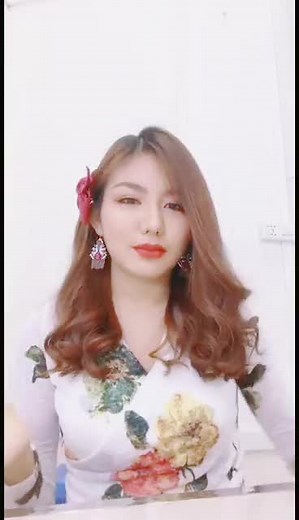 May myint Mo🤭😘😍