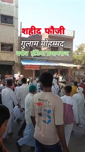 Real Bol | ‎أرح قلبك قليلاً ❤️‍🩹🌙 - تعد مرسيدس جي كلاس واحدة من أشهر وأهم سيارات الدفع الرباعي الفاخرة بالأسواق العالمية، وتأتي الشهرة الأكبر للموديل...‎ | Instagram