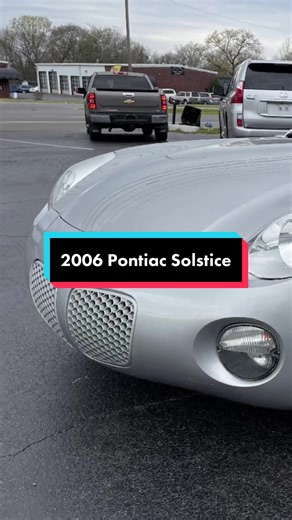 2006 Pontiac Solstice Convertible: A Sports Car Review
