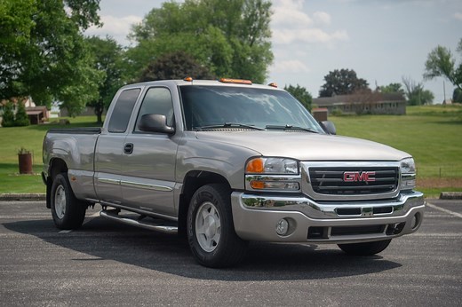 No Reserve: Original-Owner 2004 GMC Sierra 1500 SLE Quadrasteer