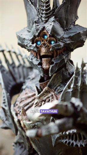 I'm super happy to participate in my 3rd #CosplayCosmodrome 😱❤️ Bungie asked me to do another of their antagonists 😈 (Lightsaber spins advices are welcome 🙏) I also need your help: should I gender swap me or the character? 👀 Destiny #destinycosplay #DredgenBael #Destiny2 | Cinderys - Art and Cosplay