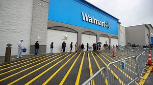 What it would really take for Walmart to catch Amazon in e-commerce