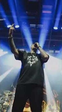 Cypress Hill covering “Bomb Track” by RATM in Brasil