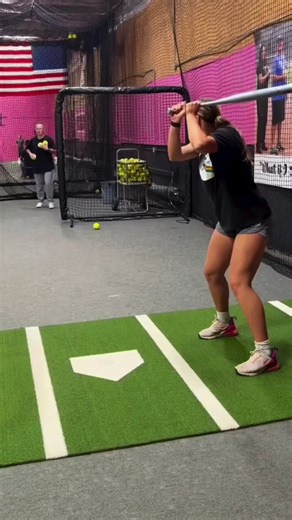 Hustlyhq on Instagram: "🚀 Swiggy Hiring | Associate Software Development Engineer (Android) 📍 Location: Bengaluru 💼 Type: Full-time | Hybrid 🎓 Eligibility: Freshers & Experienced 📱 Tech: Kotlin, Android SDK ✨ What you’ll do Build & scale Swiggy’s Android app Work with Kotlin and modern Android architecture Collaborate with backend, product & design teams Ship features used by millions of users daily 🎯 Who should apply CS / Engineering grads Strong basics in Kotlin & OOP Passion for mobile