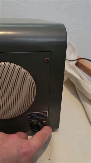 Vintage Motorola P-8270J Tube Intercom Amplifier Console Decibel Meter 1950s