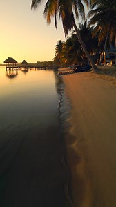 31K views | Embrace the laid-back island vibe of Belize. ☀️ Golden beaches, crystal waters and stunning views, book your beach getaway today! | Travel Belize | Facebook