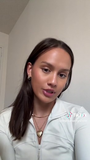 #greenscreen part 1! after pre-rush season to dos, your first day starts with convocation (/open house for some schools) #sororityrush #thesororitysister #convocation #openhouse #rushquestions #rushtok