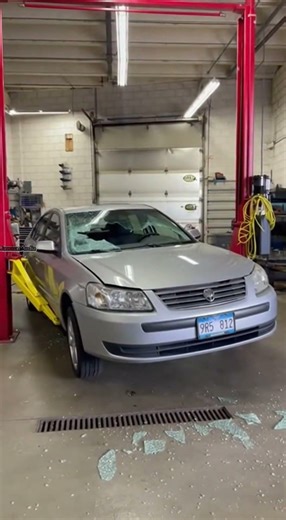 Hydraulic Lift Snaps, Car Crashes Down in Garage Bay 🔧💥