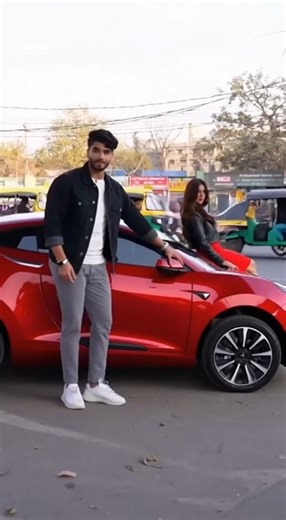 TESLA-Style Micro EV 2-Seater Delhi! 😱 Itni Sasti EV in Delhi 2027 🔥 #TeslaIndia #MicroEV #DelhiSpot