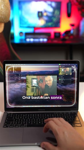 My MacBook has a Ring Light feature! 😳