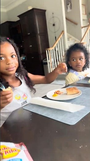 Rickey Smiley Singing "That's All" With His Daughter & Granddaughter