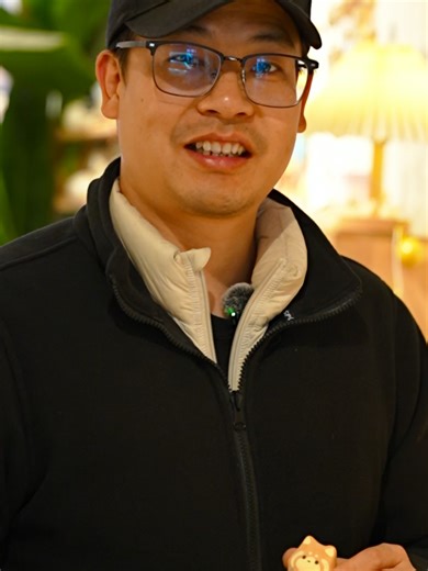 Check out these adorable handmade animal figurines! 🐾 Featuring cute foxes, bears, and tiny critters crafted from clay, these mini sculptures are perfect for collectors and home décor enthusiasts. Each piece is unique and full of charm, making them ideal for adding a cozy, aesthetic touch to any space. #HandmadeDecor #AnimalFigurines #CuteDecor #ClayArt #HomeDecorIdeas #KawaiiStyle