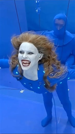 Van Helsing's Vampire Brides Were REAL Actresses on Wires 🤯🧛‍♀️ (The Insane VFX Truth!)#vanhelsing