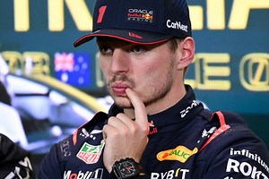 F1: Max Verstappen sees off Mercedes challenge to take Australian Grand Prix pole position