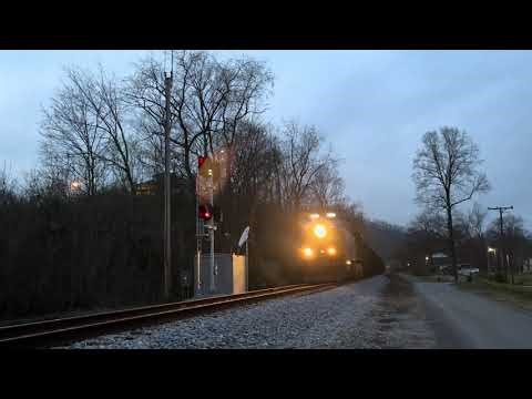 CSX 7500 Biodiesel motor with a beautiful K5LA leads R282 Lancer mine run!!