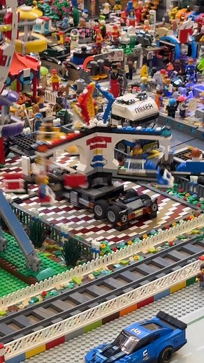 Luna Park by @brickout.rlug esposto a @italybrickexpo #lego | Il Mastro Costruttore