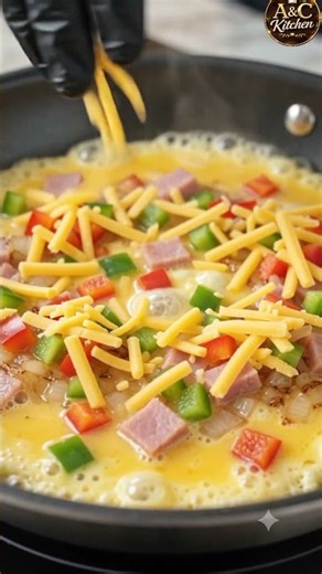 Denver Omelette | Easy Fluffy Breakfast Recipe | Quick Egg Recipe #Shorts