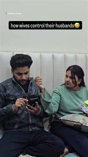 biwi ka remote control 🤣#shortvideo #shorts #funnyshorts #trendingshorts #viralvideo