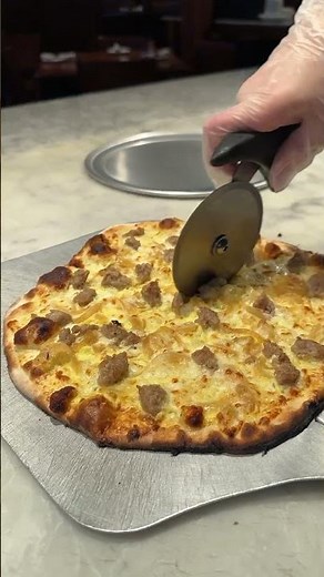Brick Oven Pizza Near You | Bertucci’s Signature Italian Favorites