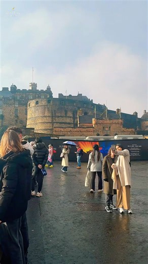 “Rainy Royal View 👑☔️ Edinburgh Castle & City Panorama | Scotland from Above”