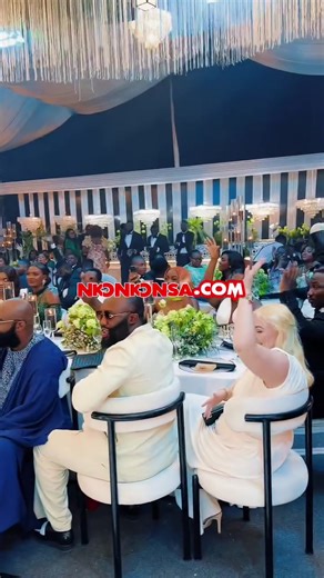 Bride's Family & Friends Join Her on Dance Floor