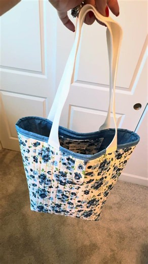 POV: You make your own designer-inspired tote bag. 😍 #sewing