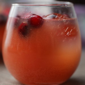 A little bit of spice is always nice when it comes to a holiday punch. Make this crowd-friendly cocktail with gorgeous round Craft Ice™ from the LG InstaView™ Refrigerator for your next event! | Tasty