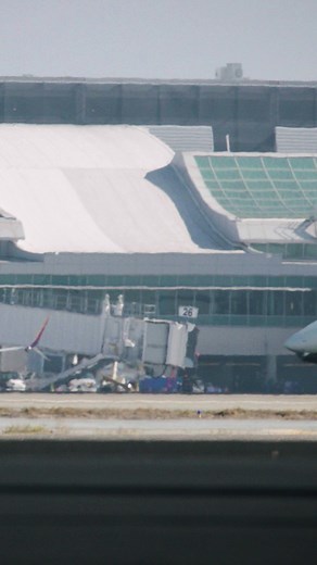 Let’s get to work CMC 💪 #FTTB | San Francisco 49ers