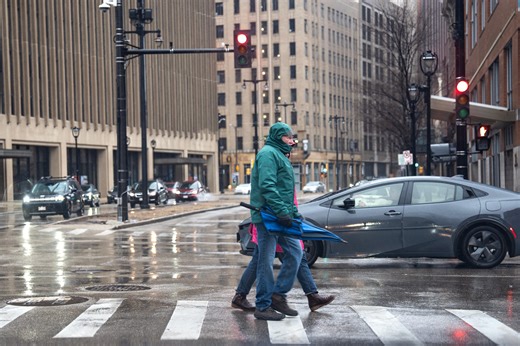 Windy, warm and stormy weather headed for Milwaukee, NWS says