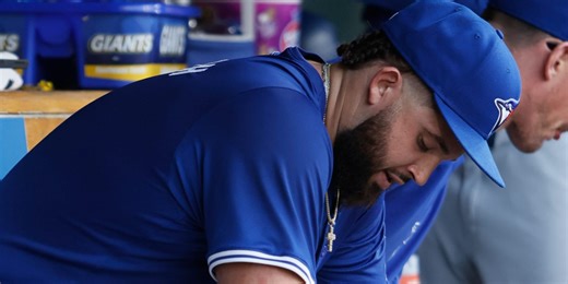 Braves non-tender Manoah, agree to deals with 5 players