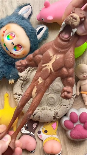 Kinetic Sand Popit Fidget! ⭐️⭐️⭐️ #satisfying #squishy #kineticsand #labubu #popit #asmr #shorts