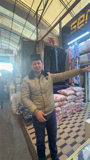 Umid 9999 on Instagram: "Nima Qivotganini O'ziyam bilmidi bu😂😂😂🤣🤣🤣Boshidi do'ppi Sotiladigan Do'ppi😂Xozir. Negatifchila keladi Nima qipti Do'ppi kiysa Senaga Nima dip😂😂😂"