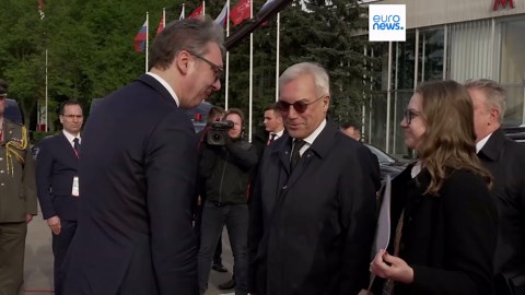 Presidente sérvio visita Moscovo apesar das críticas da UE