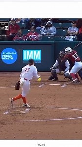Howdy @emmalemley27 rise ball 👋 She has serious movement on that rise ball to get so many swings and misses on it that far out of the zone. Also - look how explosive she is with her full body, she goes 110% every pitch and never holds anything back. Shes so resilient and has been ever since her freshman year, too! Do you have a rise ball?? Do you like to throw yours? Comment below all things rise ball! #collegesoftball #collegepitcher #softballpitcher #riseball #strikeout #fastpitch #fastpitchs